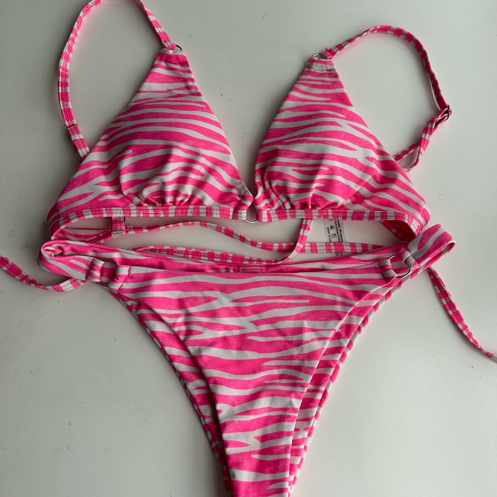 Pink zebra striped ring linked Shein bikini & skirt
